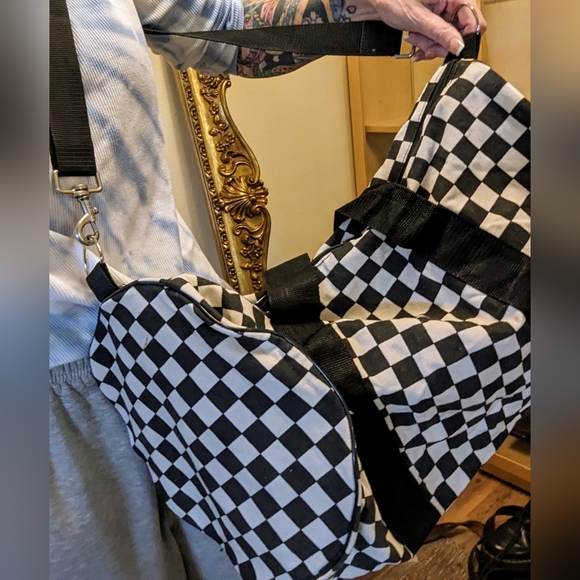 VANS DUFFLE BAG - Picture 3 of 6